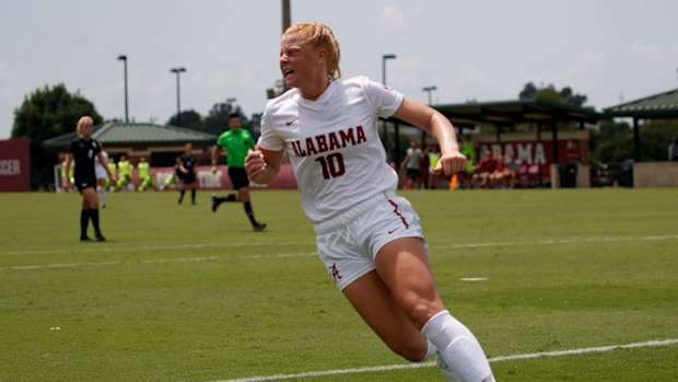 Alabama soccer player Riley Mattingly